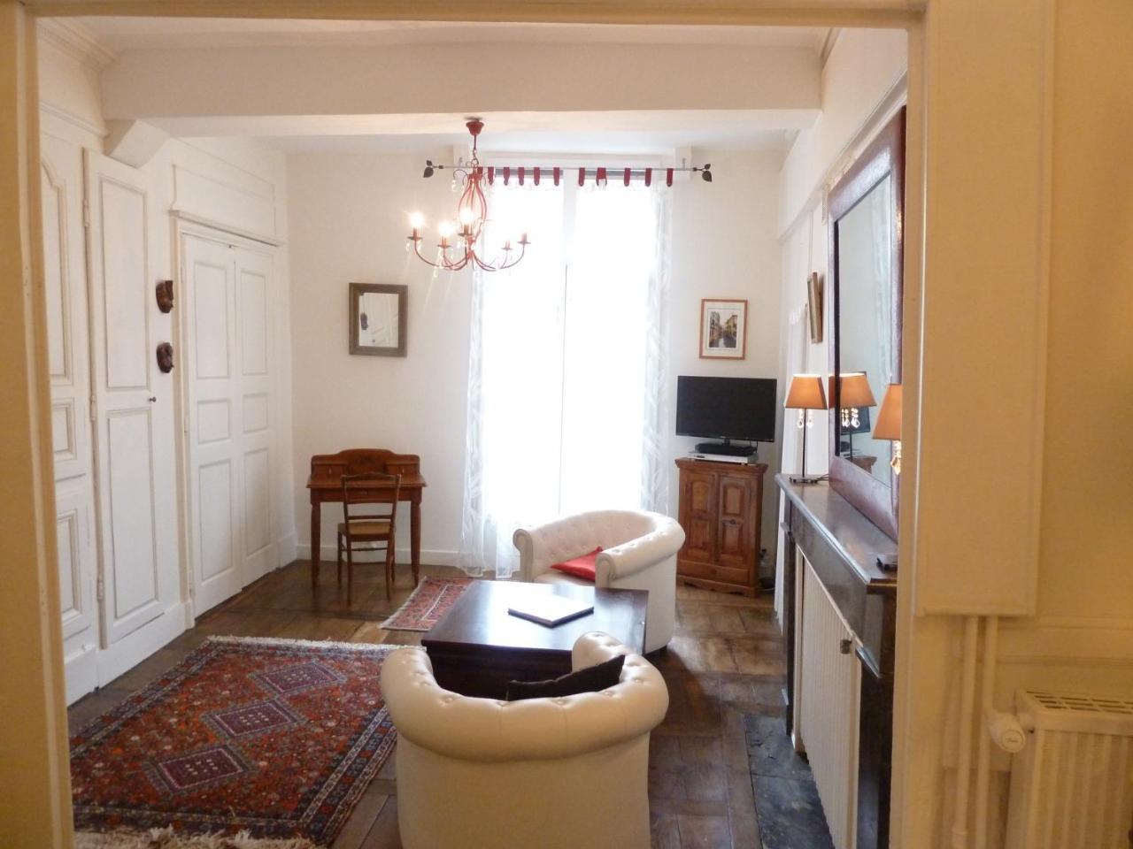 Le Point D'Orgue Apartment Рен Екстериор снимка